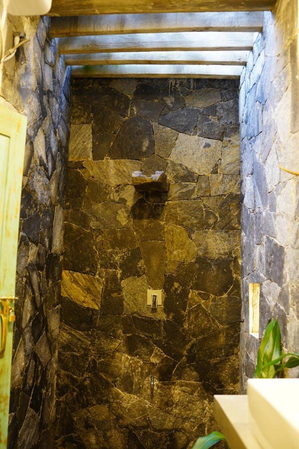 Ronaya Surf Waves Villa Dikwella Bagian luar foto